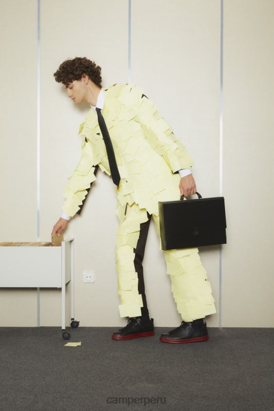 negro BX6281615 Camper Zapatillas exclusivas runner de piel negra para hombre.