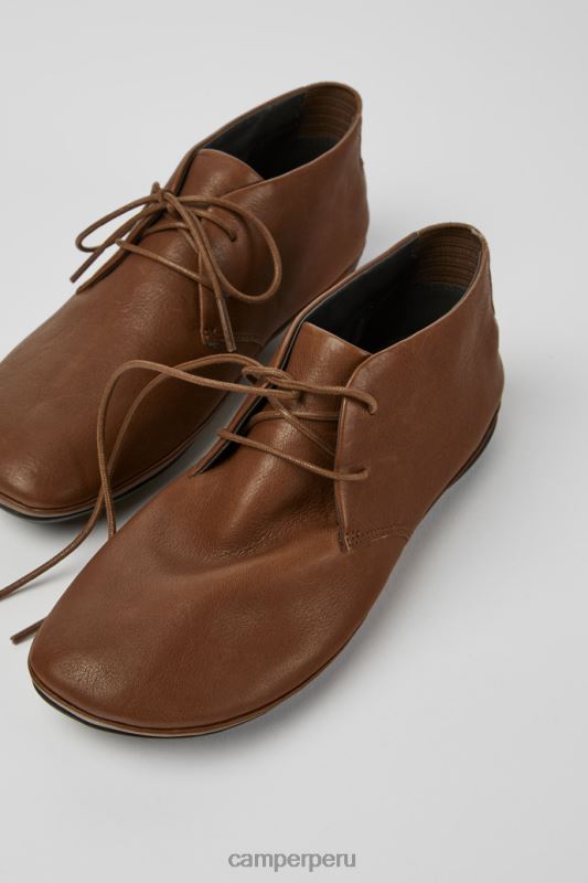 marrón BX628614 Camper Botín con cordones para mujer en color marrón de diseño derecho
