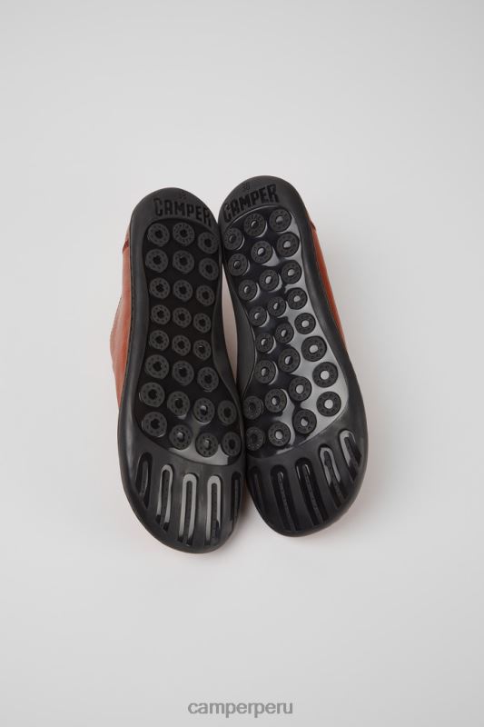 borgoña BX628894 Camper Zapatos de piel de diseño peu color burdeos para mujer.