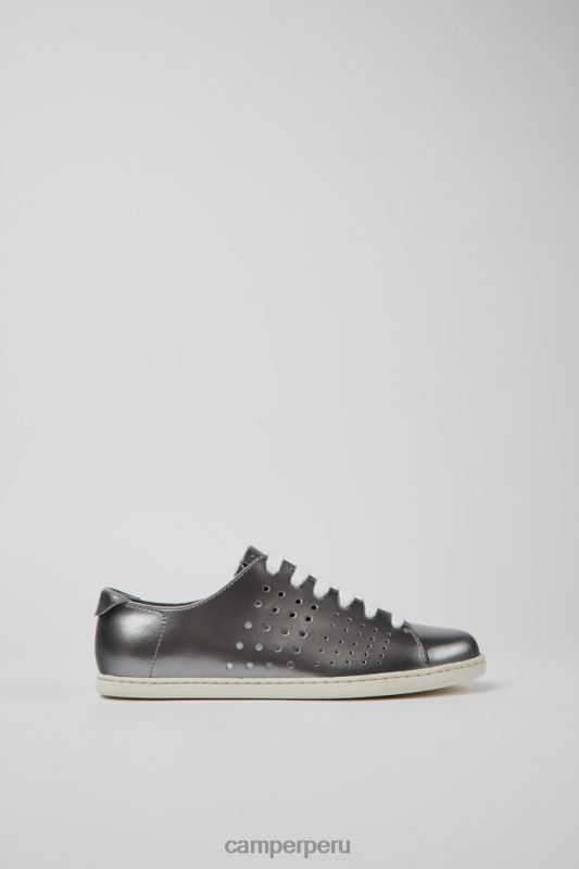 BX628785 Camper gemelos recién llegados