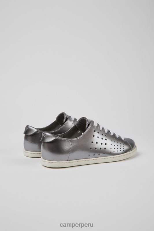 BX628785 Camper gemelos recién llegados