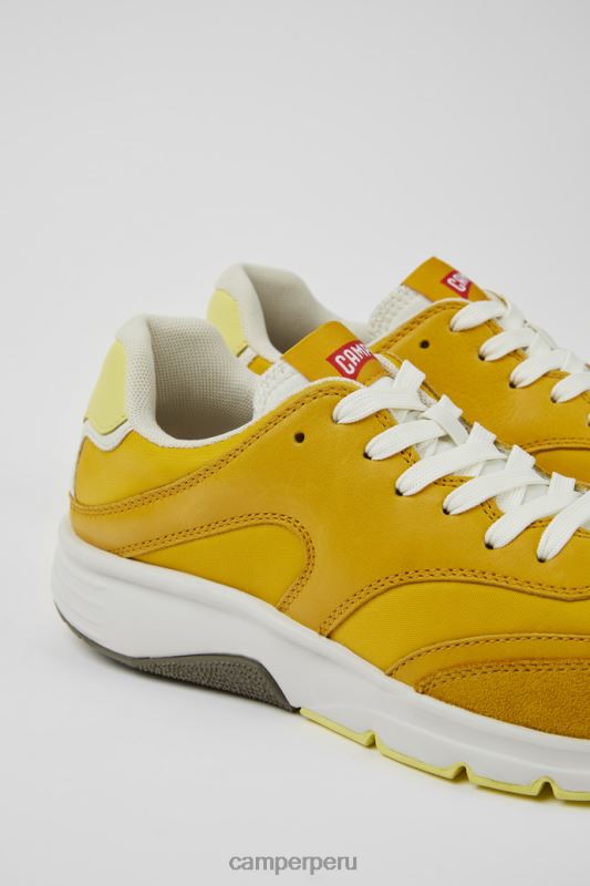 amarillo BX628721 Camper Zapatillas drift de tejido y piel en color amarillo exclusivas para mujer.